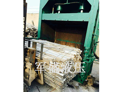 松散打包機(jī)
