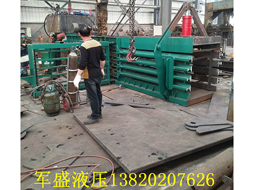 臥式廢紙打包機(jī)
